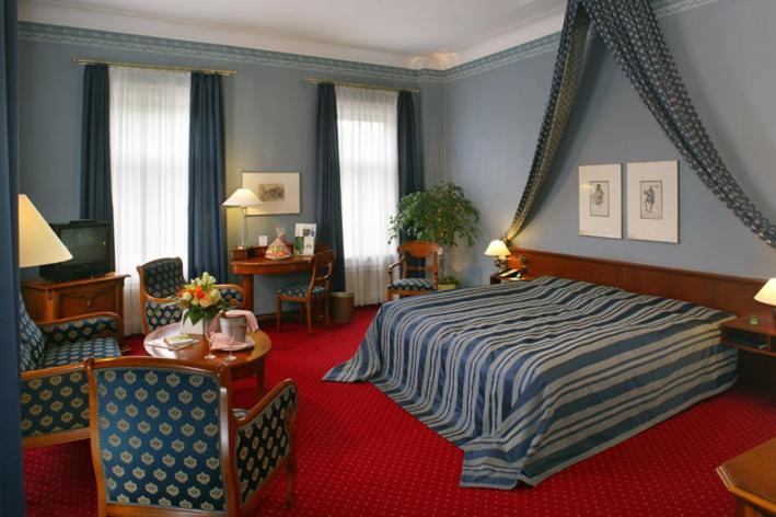Hotel Saechsischer Hof 마이닝겐 외부 사진